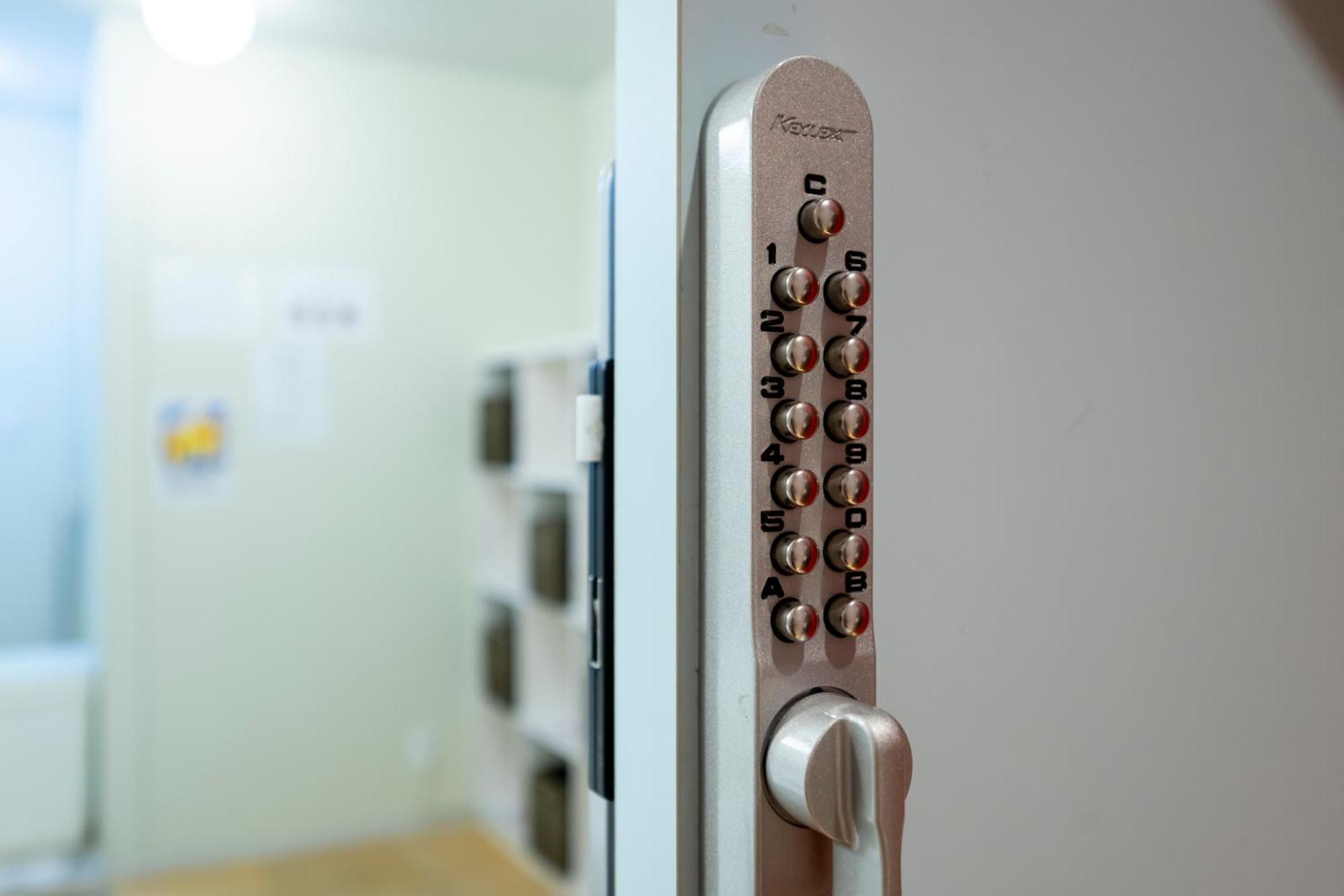 Hotel 1-2-3 Такасаки Экстерьер фото